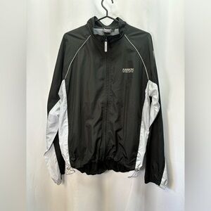Karbon athletic cycling windbreaker